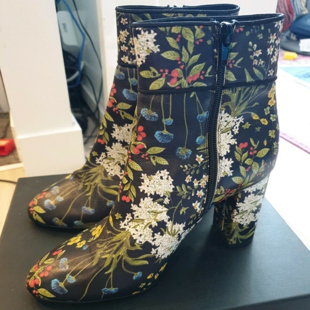 Wittner Floral Heels - Picture 7 of 7